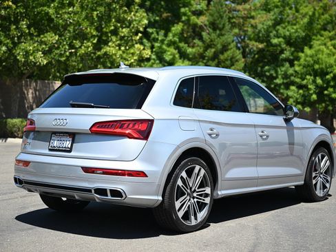 Used 2019 Audi SQ5 Premium Plus AWD/4WD image 3