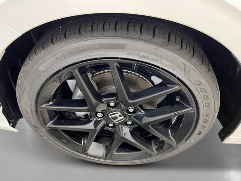 New 2026 Honda Civic Sport image 11
