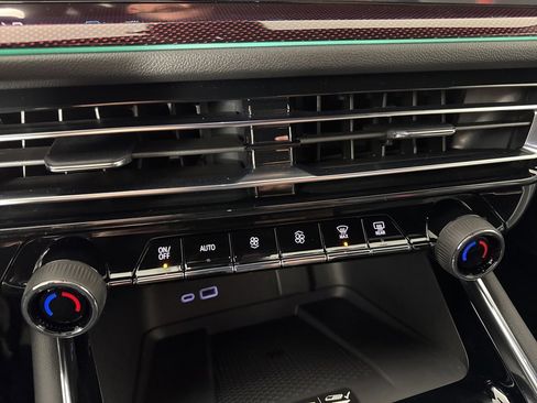 New 2026 Chevrolet Traverse RS w/ LPO, Floor Liner Package image 22