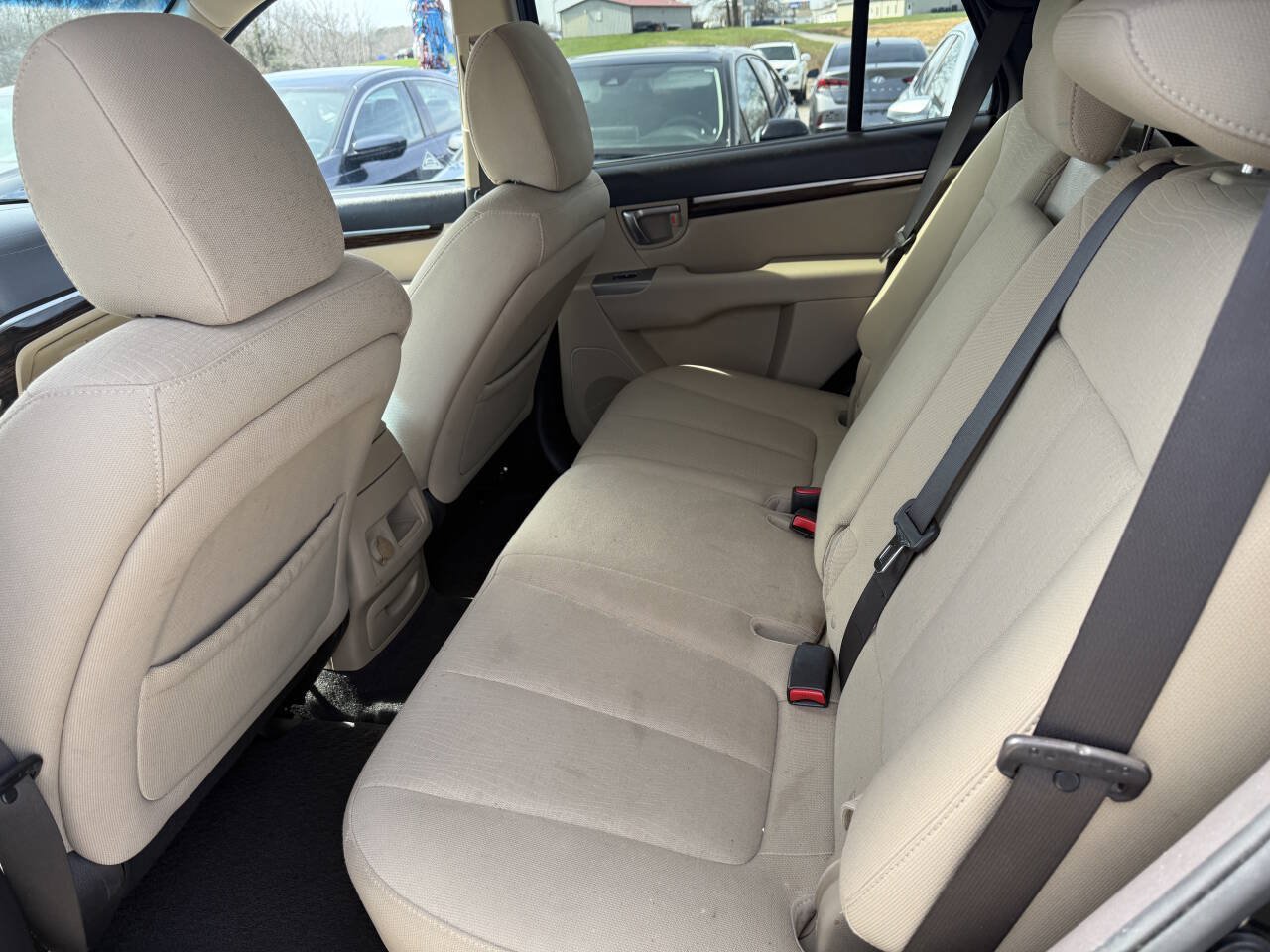 Used 2010 Hyundai Santa Fe GLS FWD image 9
