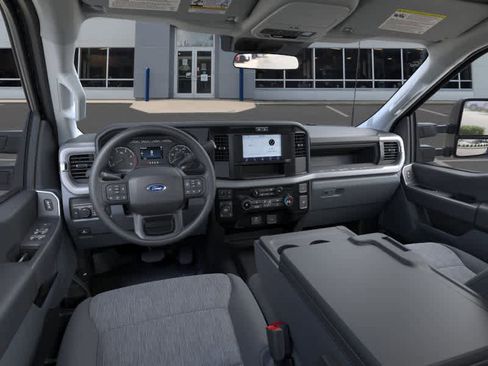 New 2026 Ford F250 XL w/ FX4 Off-Road Package image 9
