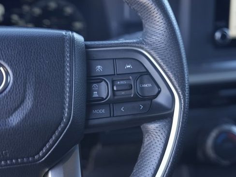 Used 2024 Toyota Tacoma TRD Off-Road image 23