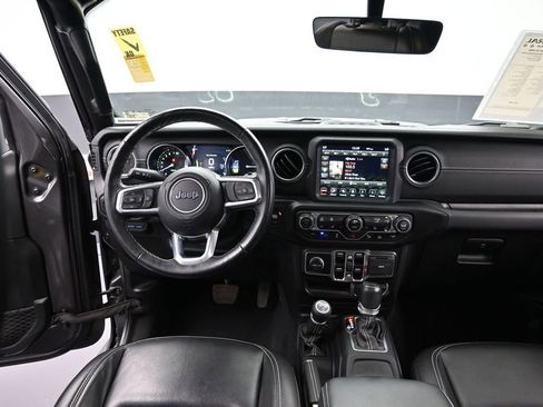 Used 2021 Jeep Wrangler Unlimited Sahara w/ Cold Weather Group AWD/4WD image 18