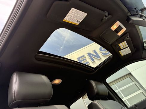 Used 2014 Ford F150 FX4 w/ Equipment Group 402A Luxury AWD/4WD image 23