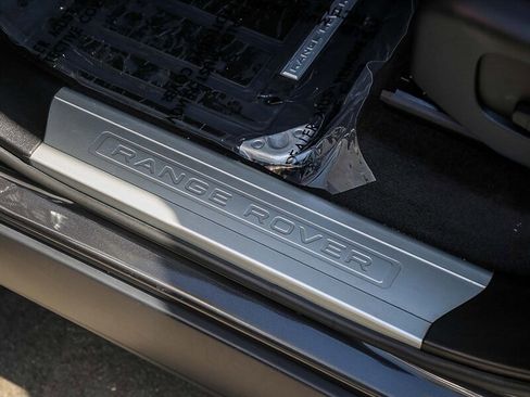 Used 2021 Land Rover Range Rover Sport HST image 33