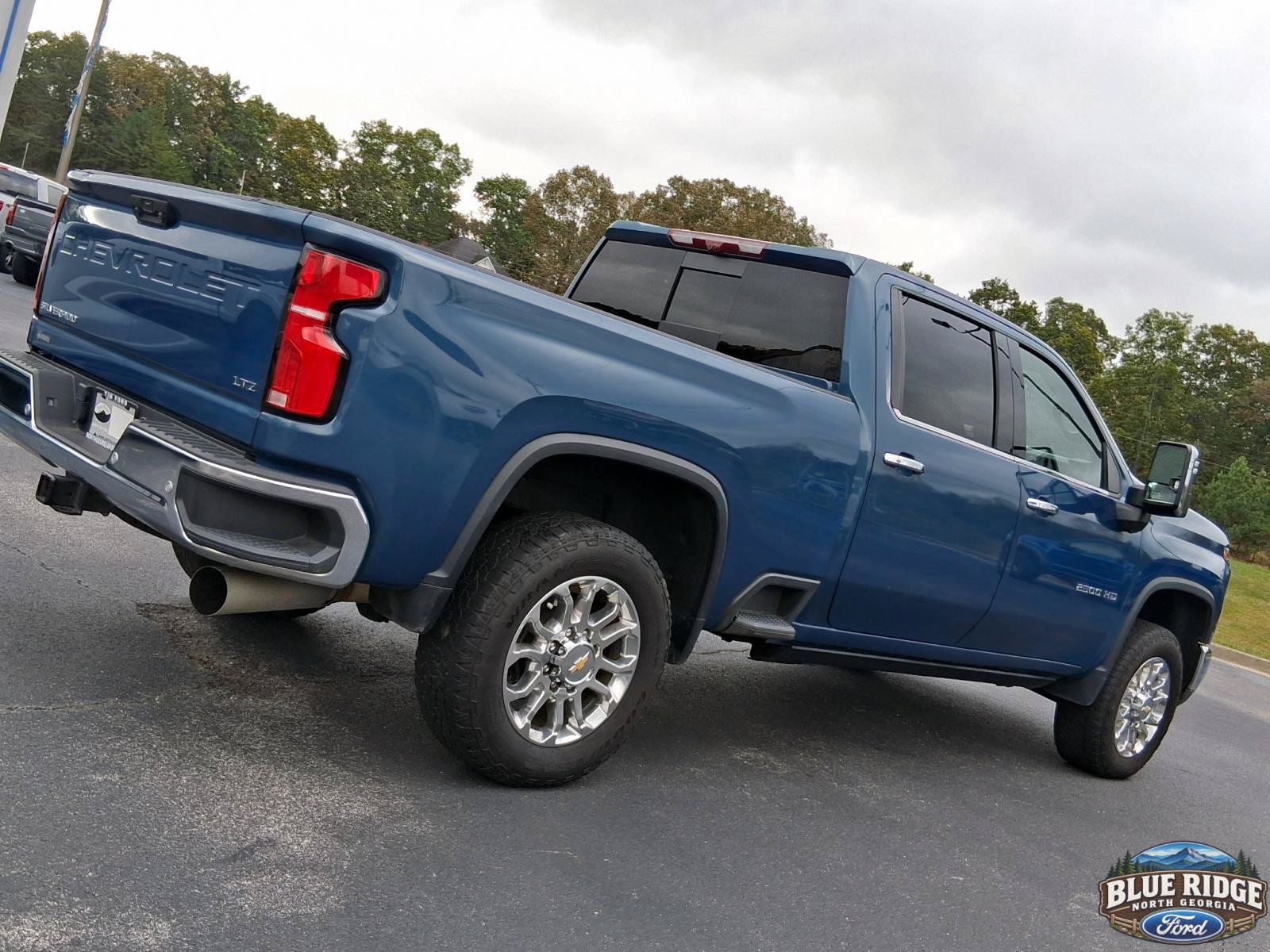 Used 2024 Chevrolet Silverado 2500 LTZ w/ LTZ Premium Package AWD/4WD image 29