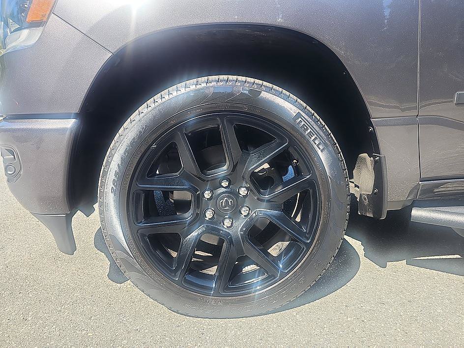 Used 2024 RAM 1500 Laramie AWD/4WD image 10