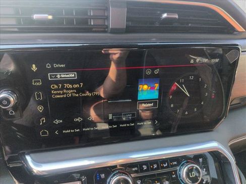 Used 2025 GMC Sierra 2500 Denali Ultimate image 13