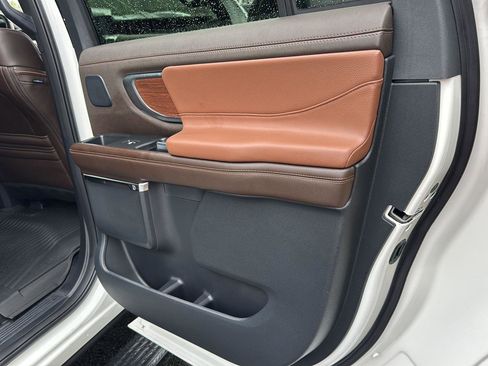 Certified 2025 Ford Expedition Max King Ranch image 13