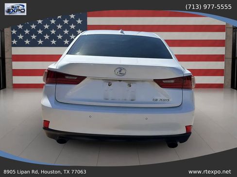Used 2015 Lexus IS 250 w/ Navigation System Package RWD image 7