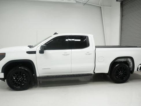 Used 2023 GMC Sierra 1500 Elevation RWD image 6