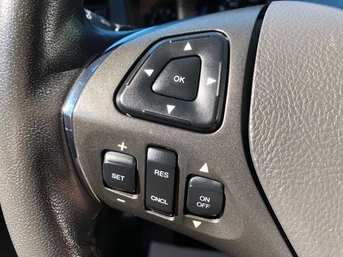Used 2016 Lincoln MKS AWD image 29