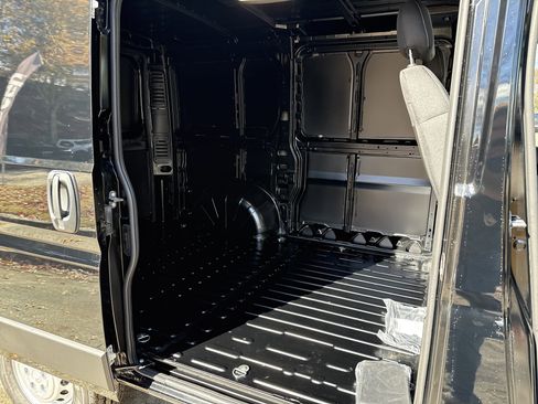 New 2026 RAM ProMaster 1500 w/ Convenience Group image 15