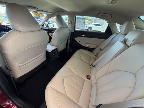 Used 2019 Toyota Avalon XLE w/ Carpet Mat Package FWD image 20