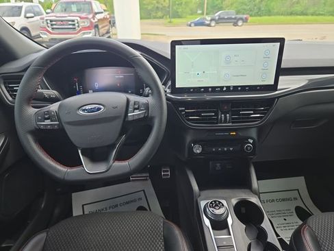 Used 2023 Ford Escape ST-Line w/ Tech Pack #1 FWD image 12