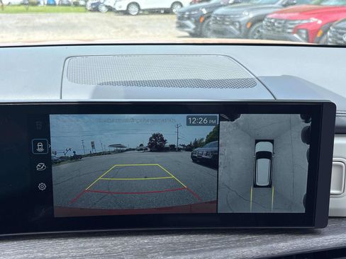 Used 2025 Hyundai Santa Fe Calligraphy w/ Tow & Go Package image 15