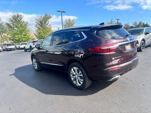 Used 2021 Buick Enclave Avenir w/ Avenir Technology Package AWD/4WD image 6