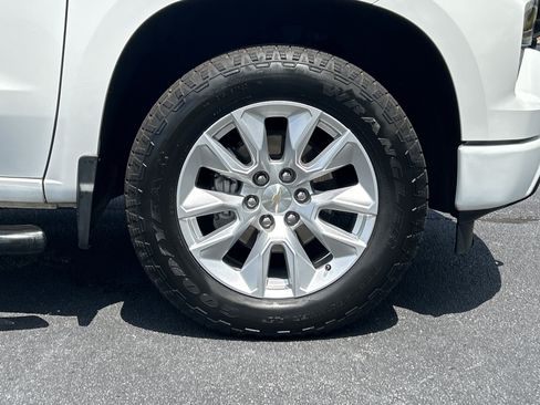 Used 2024 Chevrolet Silverado 1500 Custom RWD image 13