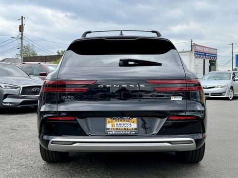 Used 2024 Genesis Electrified GV70 w/ Prestige Package AWD/4WD image 4