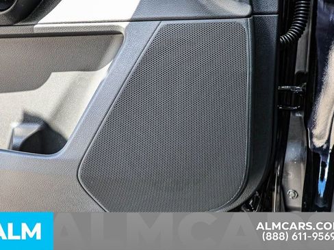 Used 2025 Nissan Pathfinder S image 56