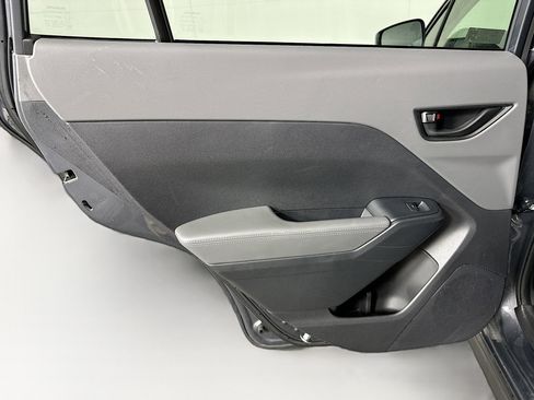 Used 2024 Subaru Crosstrek 2.0i Premium image 27