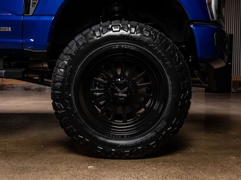 Used 2026 Ford F250 XLT w/ XLT Premium Package image 12