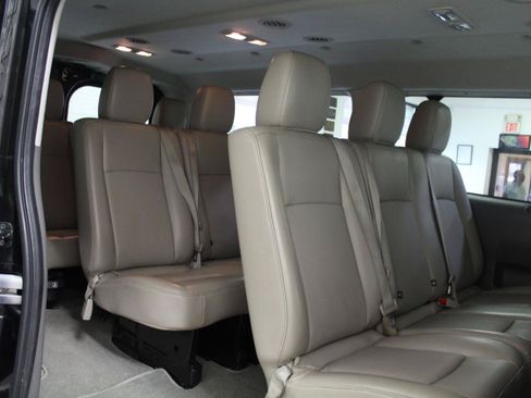 Used 2015 Nissan NV 3500 SL w/ Technology Package RWD image 26