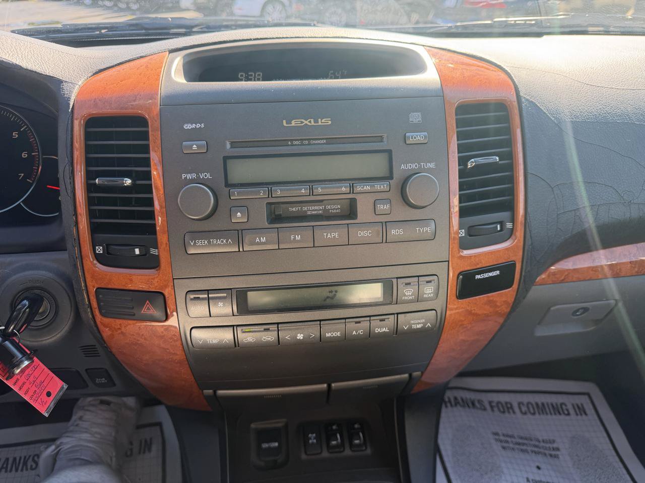 Used 2004 Lexus GX 470 w/ Preferred Accessory Pkg AWD/4WD image 21