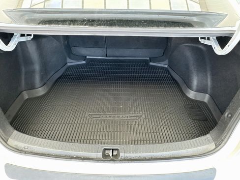 Used 2023 Toyota Corolla SE w/ SE Premium Package FWD image 18