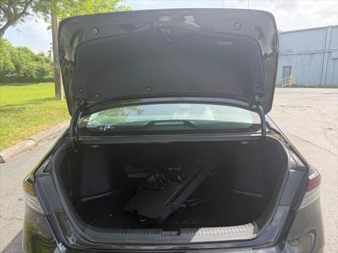 Used 2023 Honda Accord EX image 15