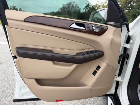 Used 2018 Mercedes-Benz GLS 450 GLS 450 4MATIC SUV image 10