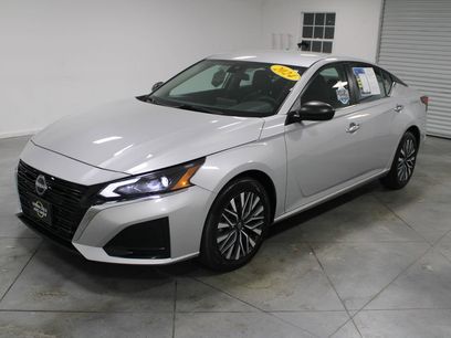 Used 2024 Nissan Altima 2.5 SV