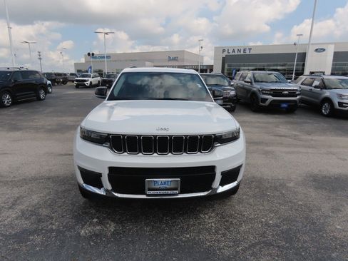 Used 2022 Jeep Grand Cherokee L Limited AWD/4WD image 5