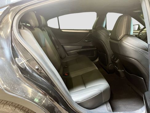 Used 2024 Lexus ES 350 F Sport w/ Accessory Package (Z2) FWD image 29
