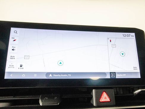 Used 2025 Kia Carnival SX FWD image 21