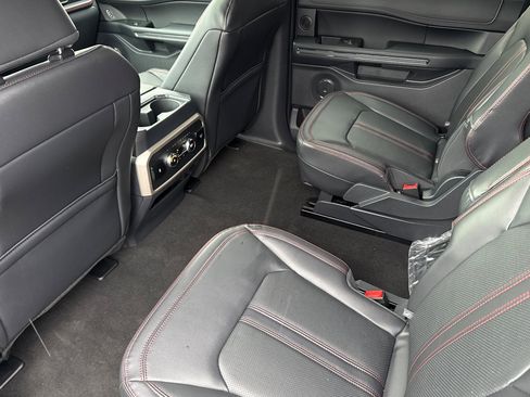 Used 2024 Ford Expedition Max Limited image 12