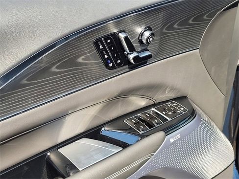 New 2026 Cadillac Lyriq Signature Sport image 23