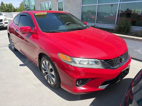 Used 2015 Honda Accord EX image 1