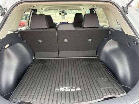 New 2026 Toyota Corolla Cross LE AWD/4WD image 10