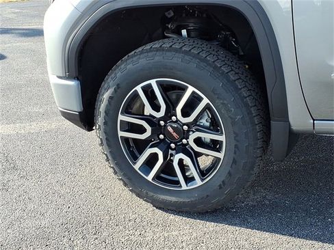 New 2026 GMC Sierra 1500 AT4 w/ Technology Package image 33