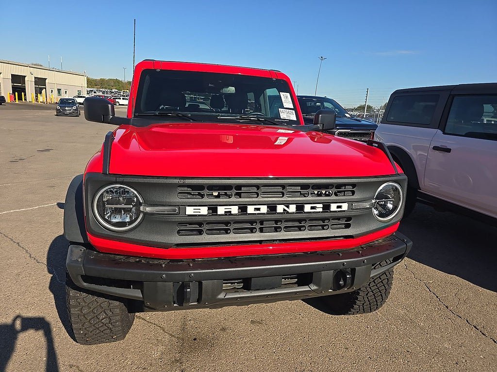 Used 2023 Ford Bronco Black Diamond w/ Sasquatch Package AWD/4WD image 2