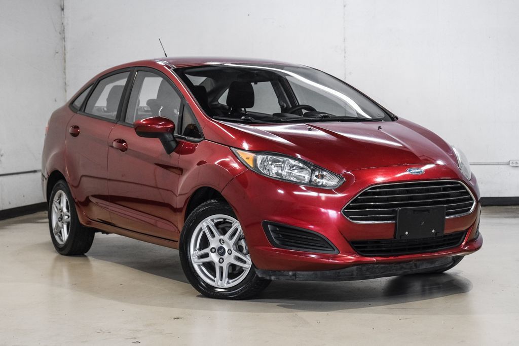 Used 2017 Ford Fiesta SE FWD image 8