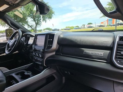 Used 2024 RAM 2500 Big Horn w/ Off Road Package AWD/4WD image 26