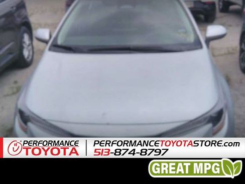 Used 2024 Toyota Corolla LE FWD image 1