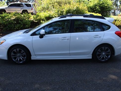 Used 2013 Subaru Impreza 2.0i Sport Premium w/ Popular Pkg 1 AWD/4WD image 12