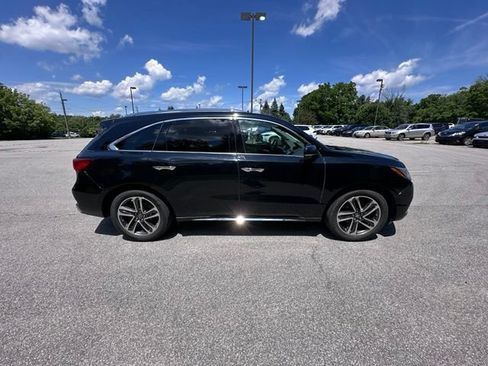 Used 2017 Acura MDX SH-AWD w/ Advance Package image 2