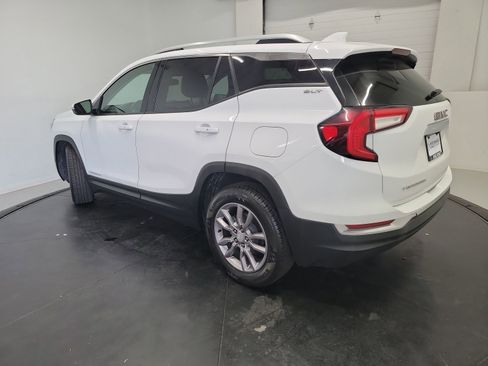 Used 2022 GMC Terrain SLT FWD image 6