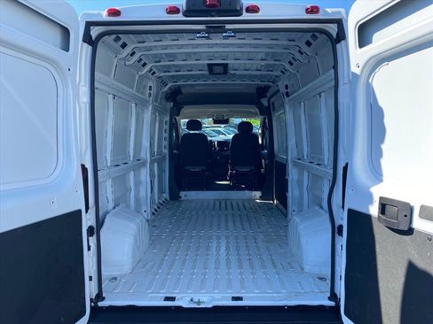 Used 2026 RAM ProMaster 2500 w/ Convenience Group FWD image 20