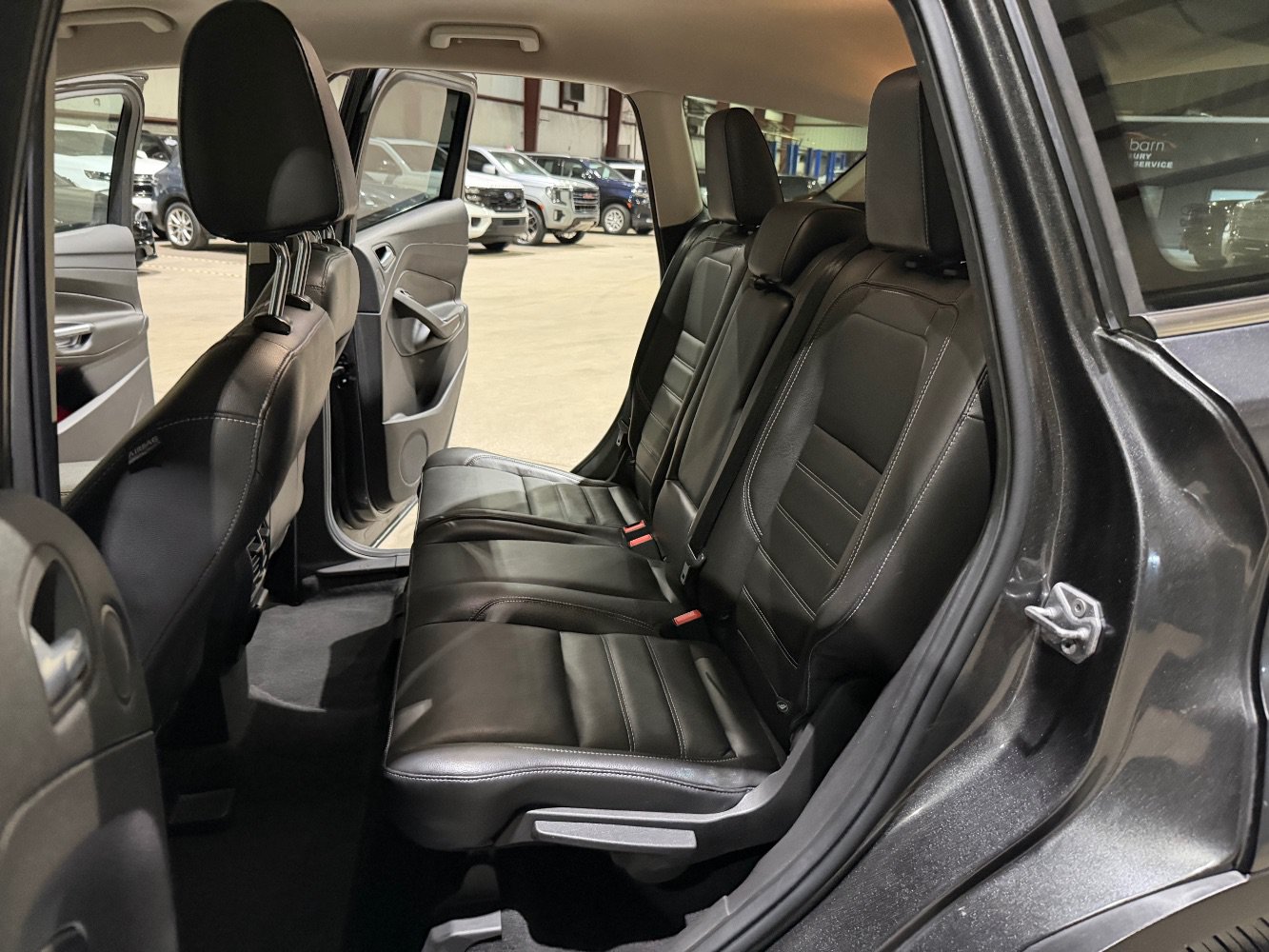 Used 2017 Ford Escape Titanium w/ Equipment Group 301A FWD image 18