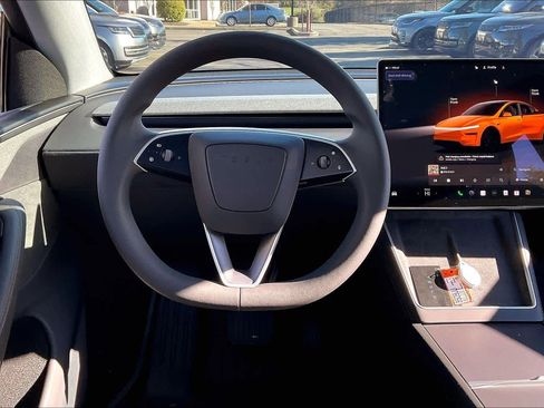 Used 2026 Tesla Model Y AWD image 8